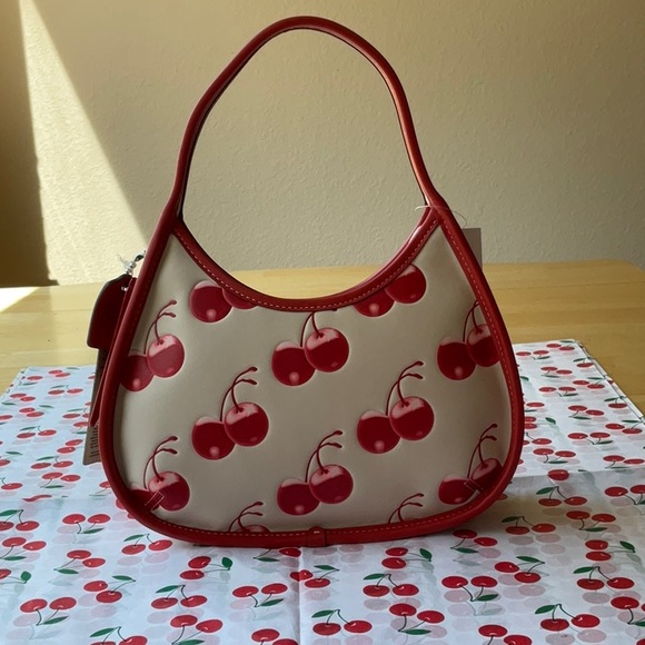🍒 COACH ERGO SHOULDER BAG IN COACHTOPIA LEATHER WITH CHERRY PRINT - Picture 7 of 16
